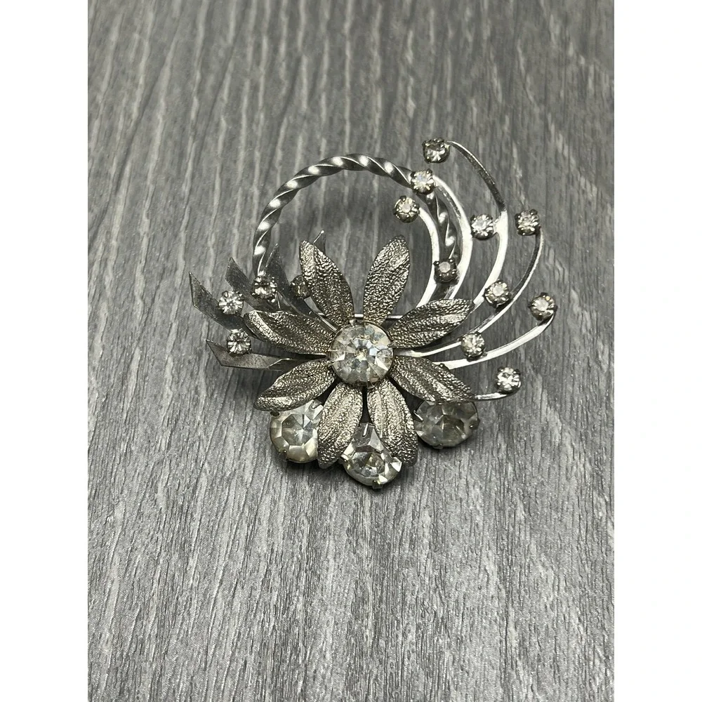 Vintage Silver Tone Floral Rhinestone Brooch Pin Clear Stones Swirl Design Retro